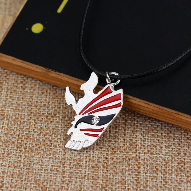 Hollow’s Veil Pendant