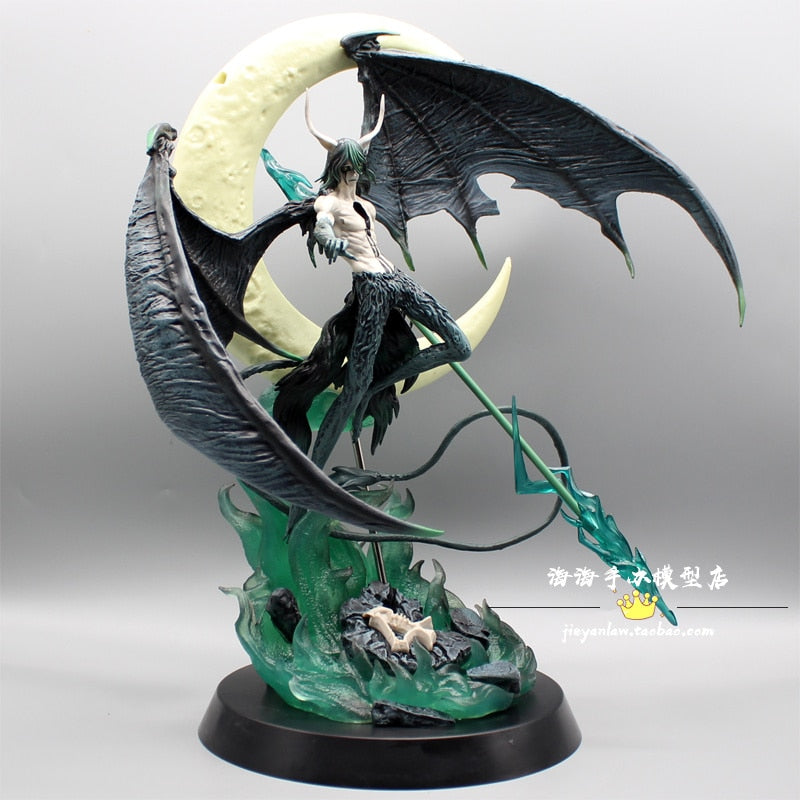 Hollow Monarch Figure