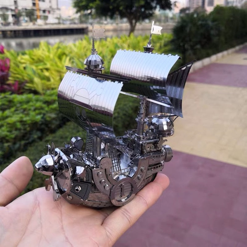 Straw Hat’s Voyage Metal Ship