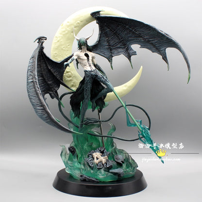 Hollow Monarch Figure